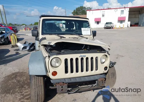 2011 Jeep Wrangler Unlimited Sport z USA, uszkodzony, nr VIN 1J4BA3H13BL530320